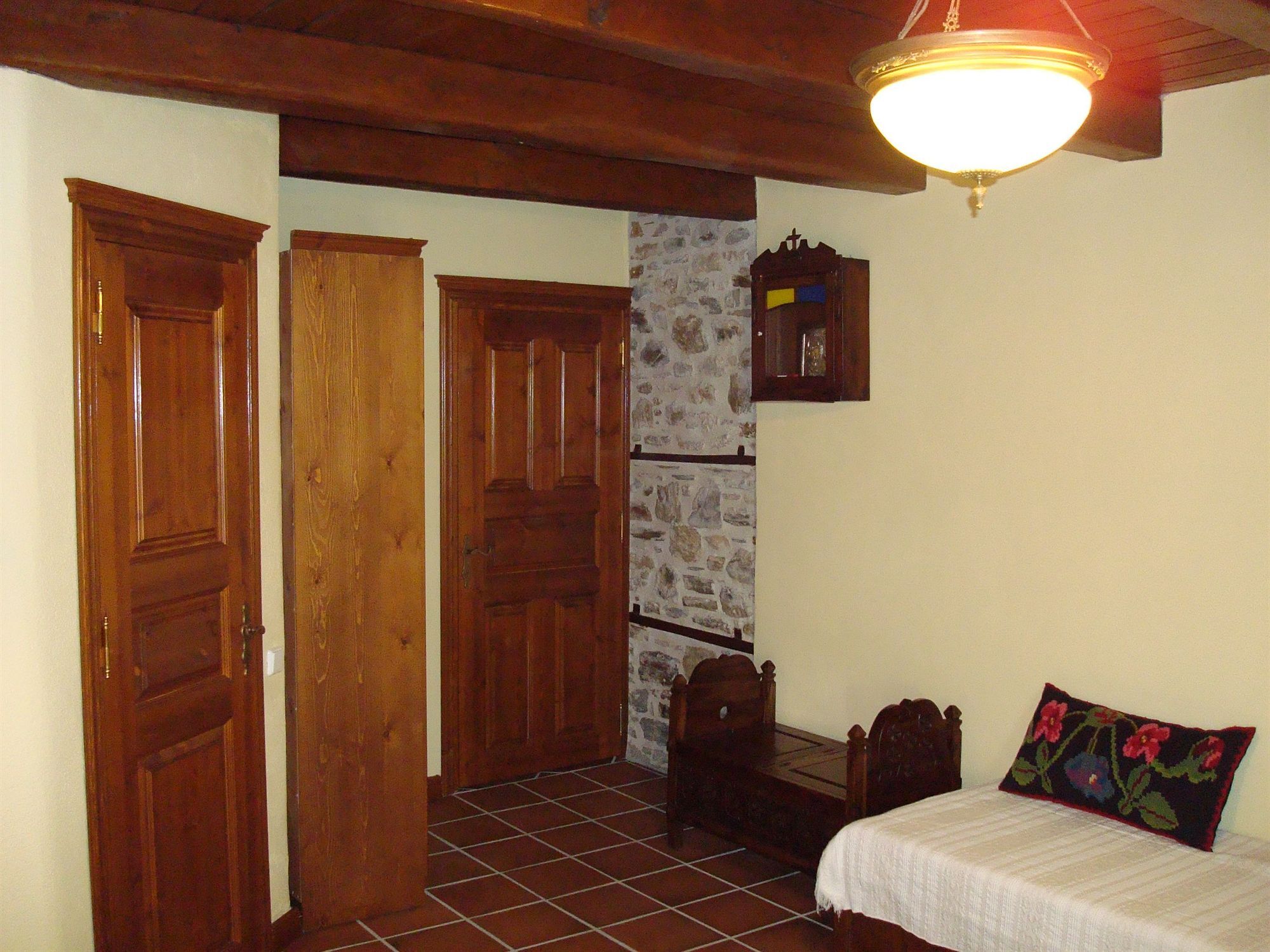 Viraggas Traditional Hotel Vrástama Buitenkant foto